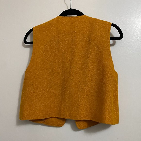 Vintage 90's Korean Vest - Picture 2 of 2